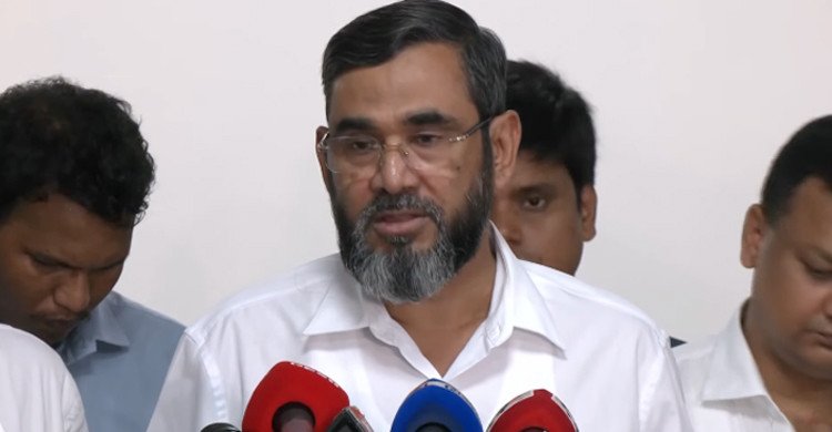 শিক্ষাপ্রতিষ্ঠানের গভর্নিং বডির সদস্য এমপি প্রার্থী হতে পারবেন না: ইসি সানাউল্লাহ